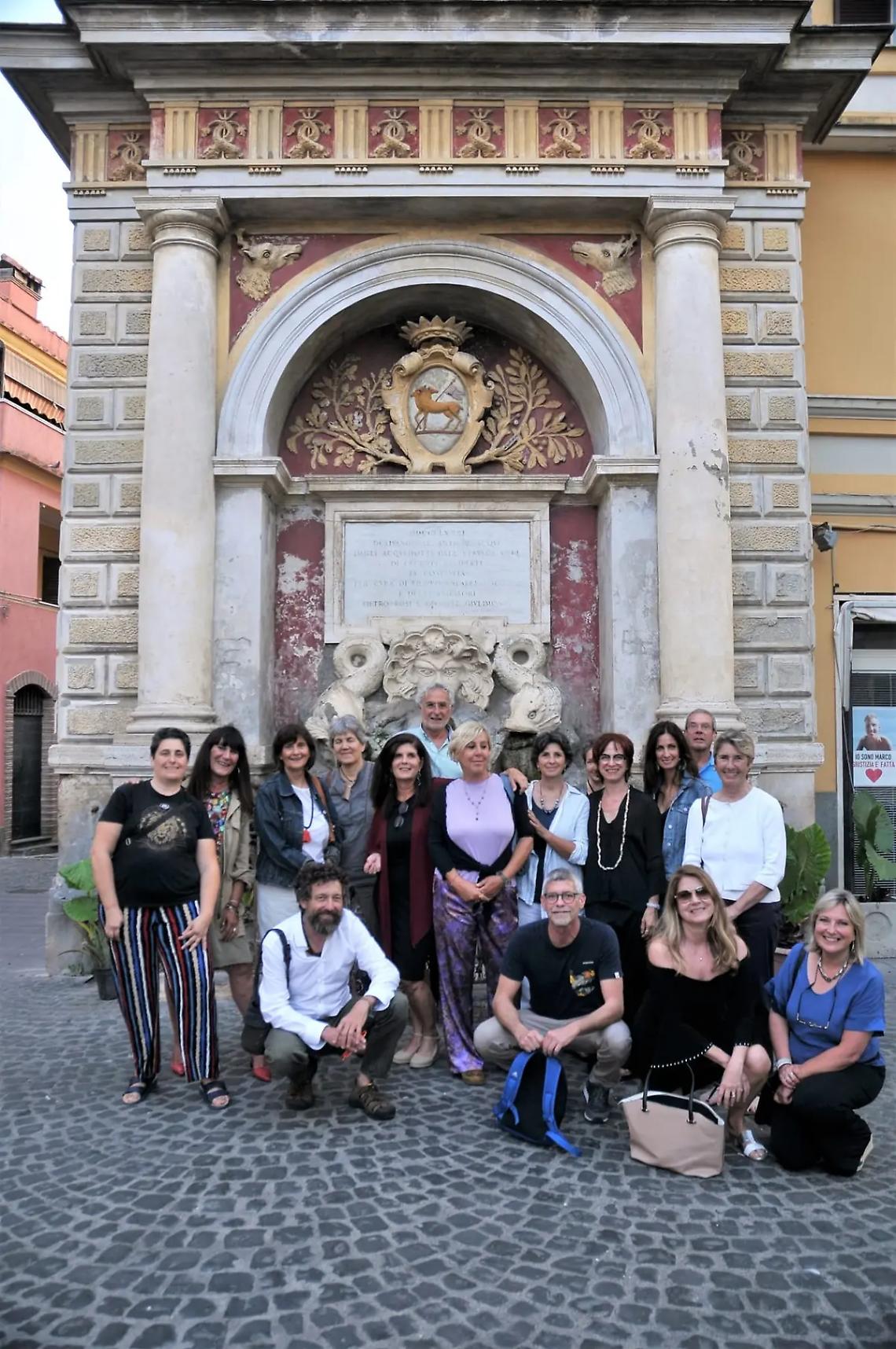 La collana hi-tech e &ldquo;itinerante&rdquo;: un progetto antropologico