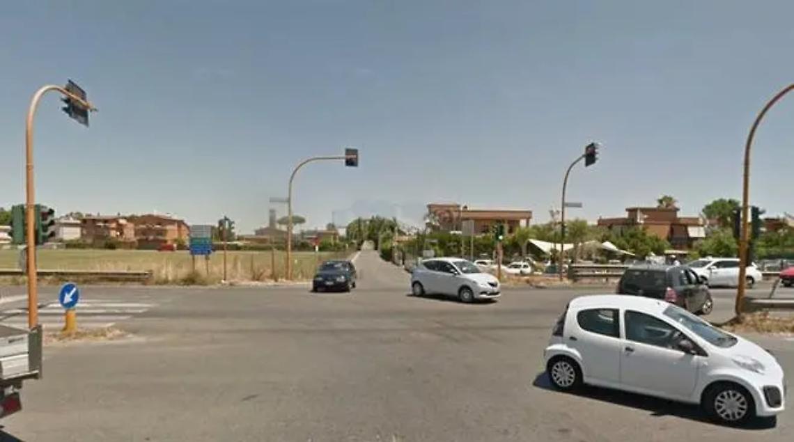 Semaforo di via Trincea delle Frasche: lavori e nuova viabilit&agrave;