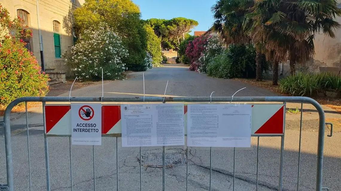 Tarquinia, transennato il borgo delle Saline