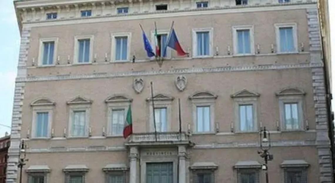 &laquo;Piani urbani integrati, preoccupati di un possibile definanziamento&raquo;