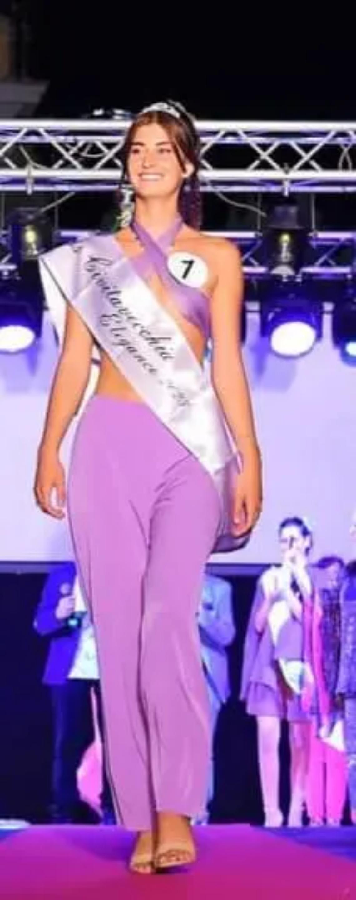 Miss Civitavecchia elegance 2023, trionfa Delia Valentini