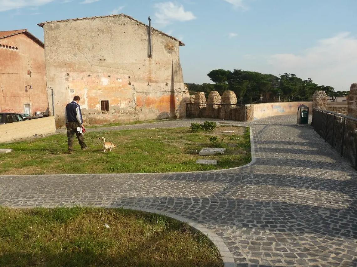 Non parte il piano per l&rsquo;ex cabina Enel, i residenti ne chiedono l&rsquo;abbattimento