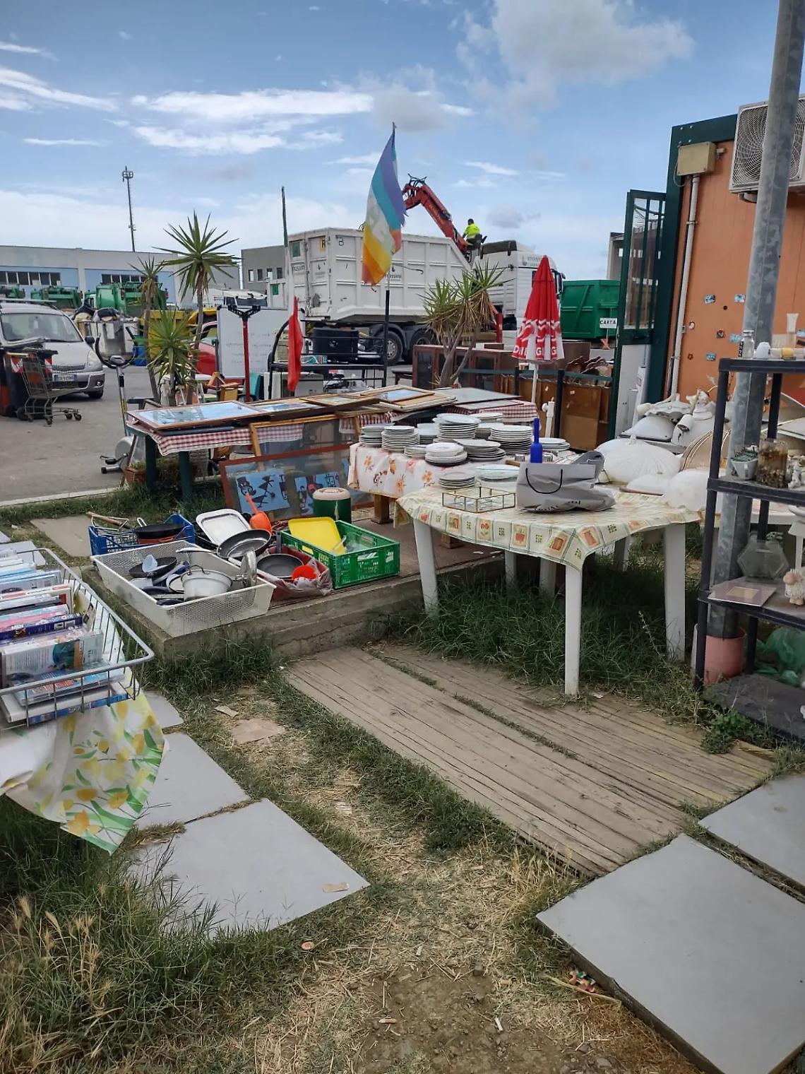 Una convenzione con chi scarica regolarmente per ripulire le discariche abusive