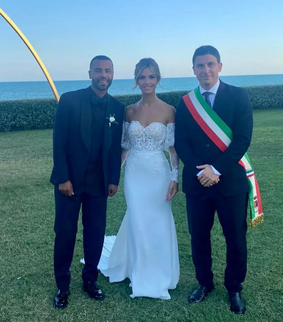 Sharon dice s&igrave; ad Ashley Cole a La Posta Vecchia