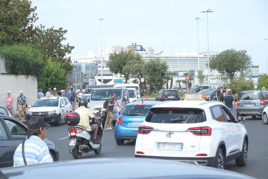 Viabilit&agrave; in tilt per tutta la mattinata