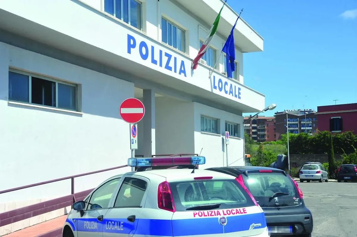 Armi alla Polizia locale: slitta la discussione