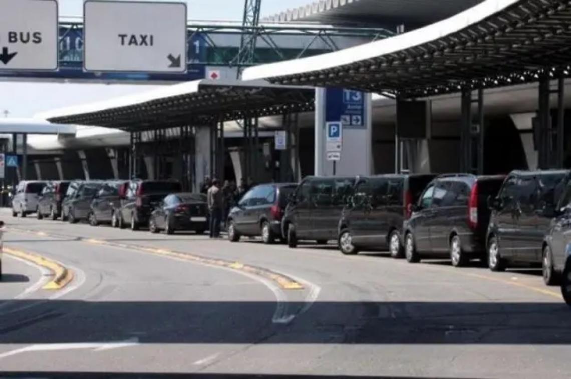 Il &ldquo;ponte&rdquo; dei carabinieri in servizio all&rsquo;aeroporto tra furti e Ncc abusivi
