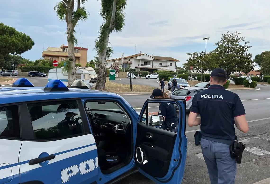 Ricercato per droga finge di essere il fratello gemello: arrestato dalla polizia