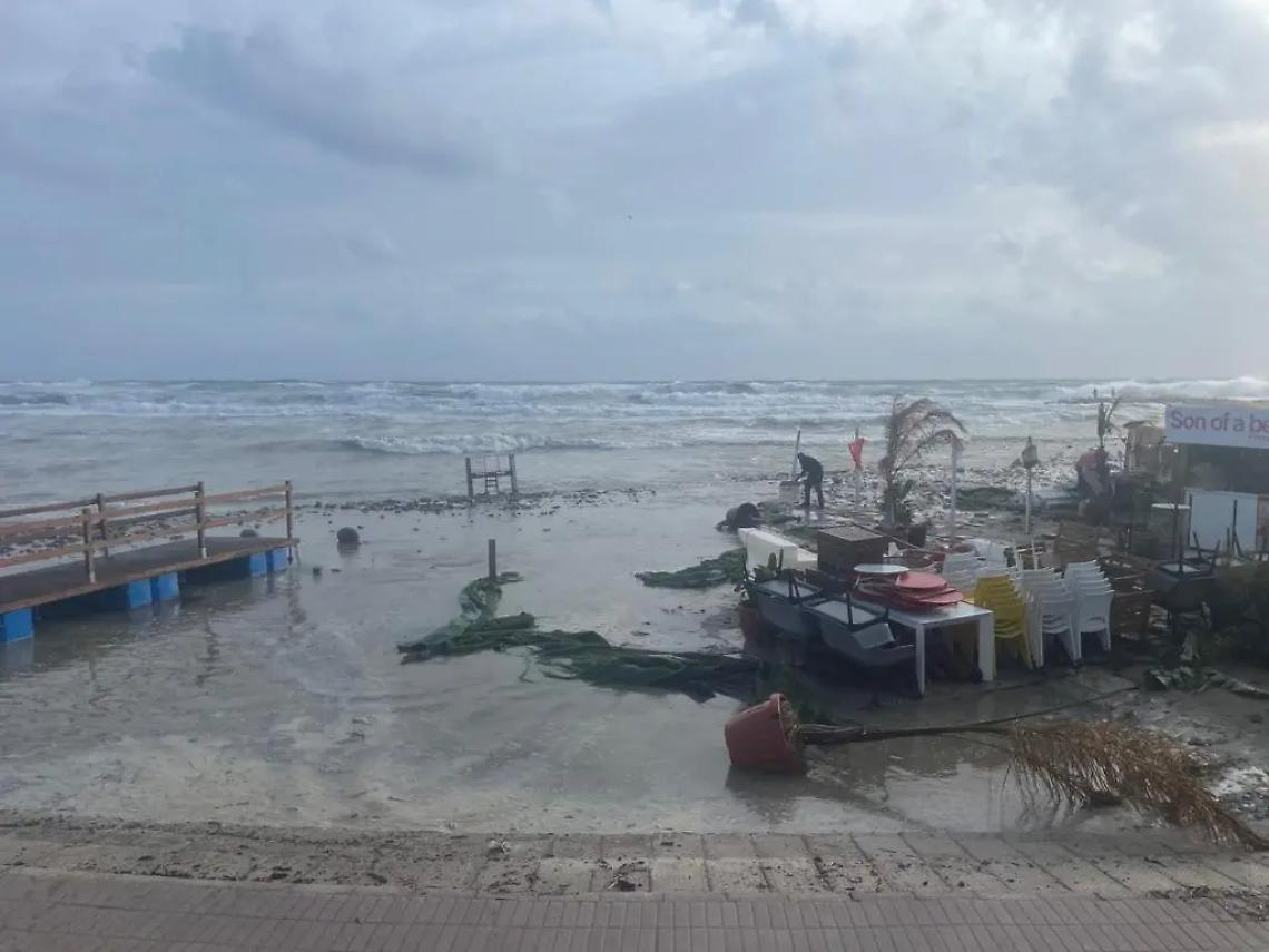 Litorale sferzato dal maltempo