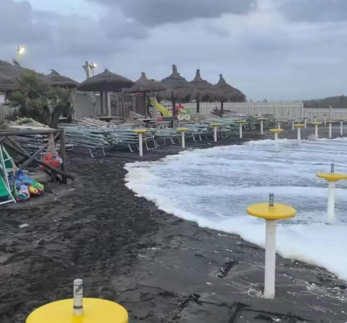 &laquo;Il nostro futuro &egrave; a rischio&raquo;. I balneari alla conta dei danni