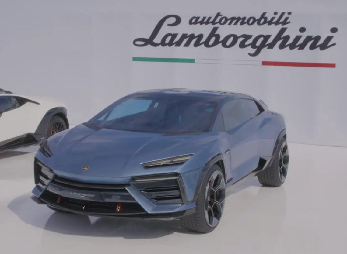 Lamborghini svela la concept car del suo quarto modello elettrico