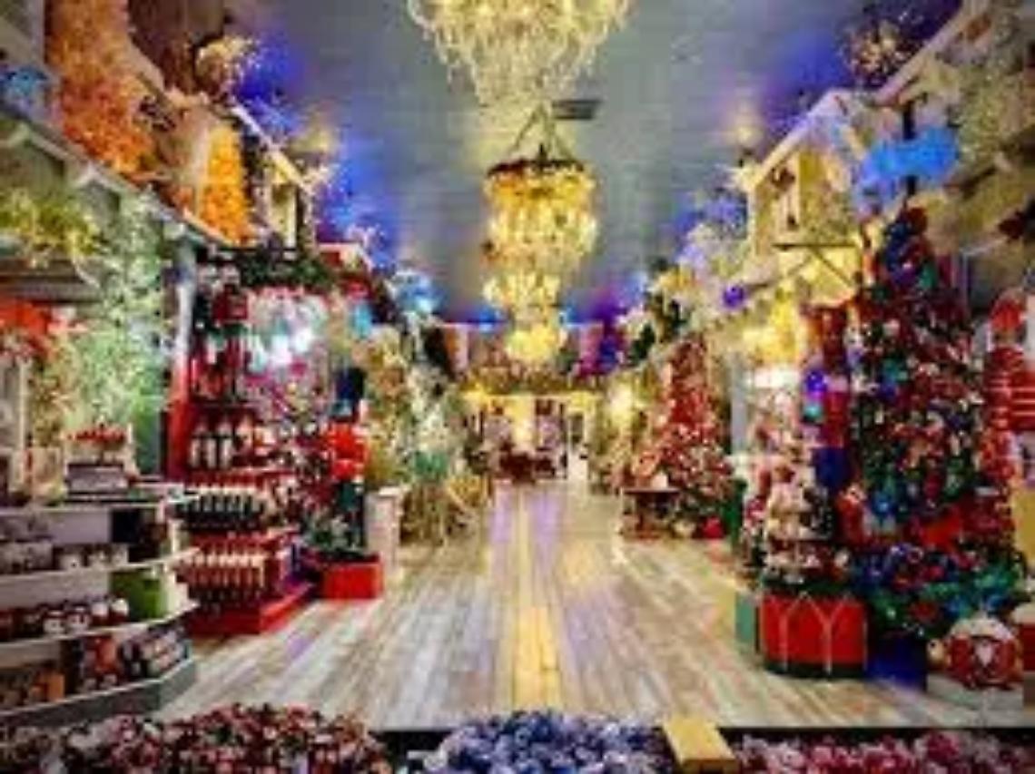 Riapre le porte il Regno di Babbo Natale