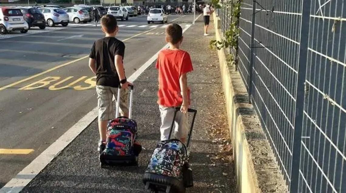 Suona la campanella, il sindaco Baccini agli studenti: &laquo;Guardiamo con fiducia al futuro. Buon anno scolastico&raquo;