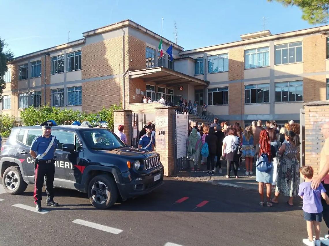 Riapertura delle scuole in sicurezza nella Tuscia: carabinieri fuori dagli istituti