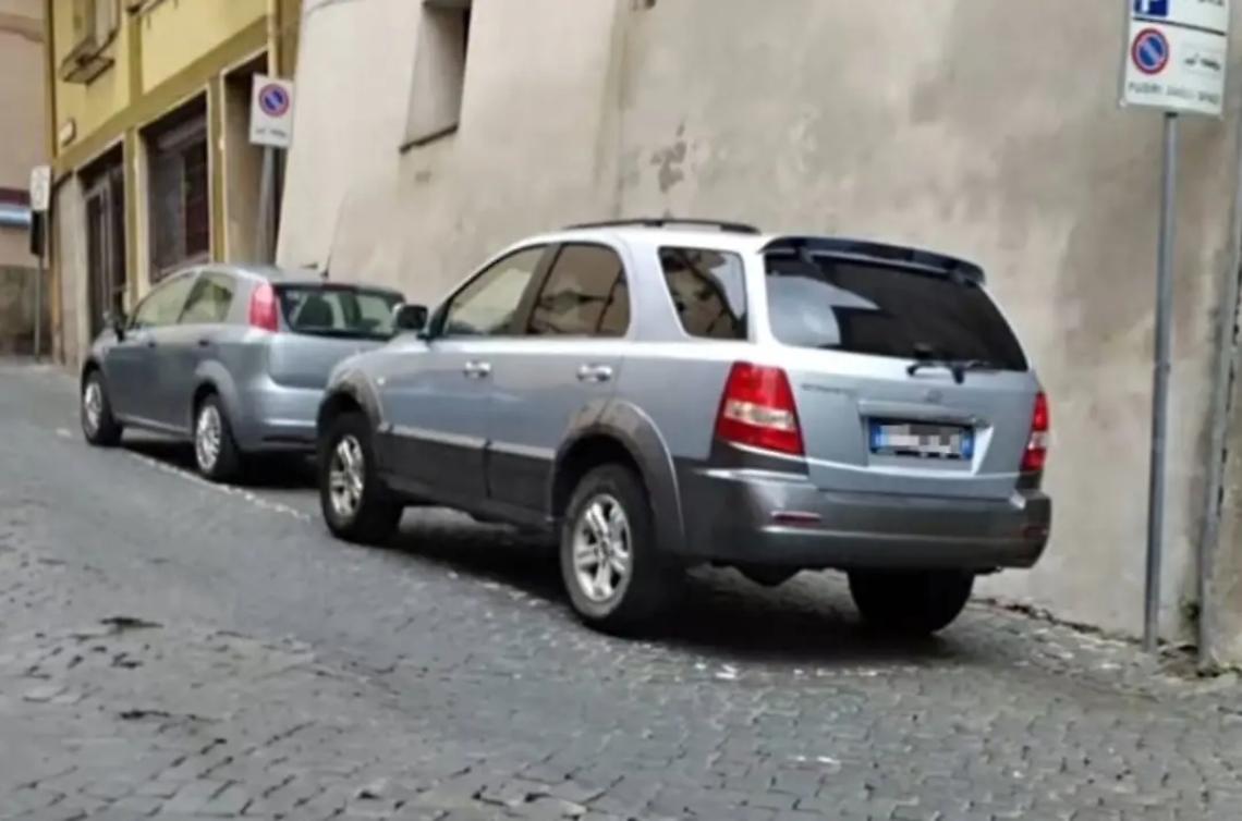 Viterbo: investe un 26enne a San Faustino, denunciato per tentato omicidio