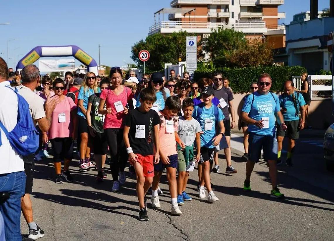 Tarquinia, passeggiando alle Saline: domenica al Lido la camminata a favore della ricerca contro il tumore al seno