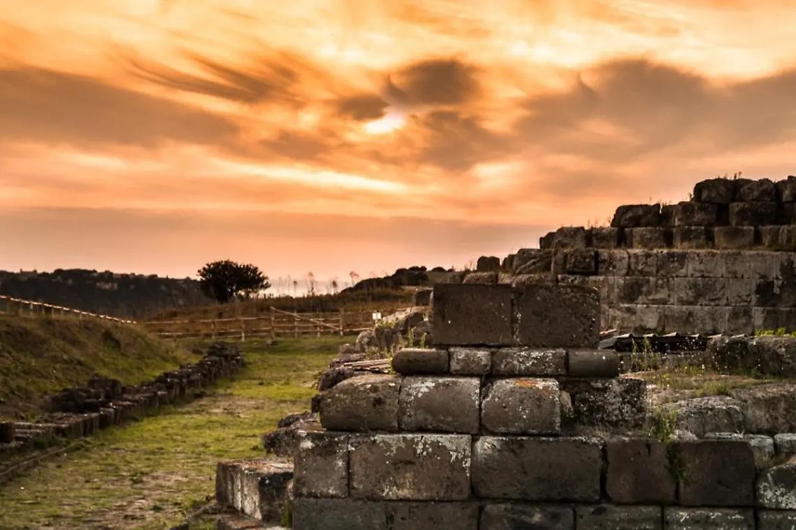 Tarquinia territorio di scavi archeologici: Universit&agrave; impegnate con indagini in vari siti