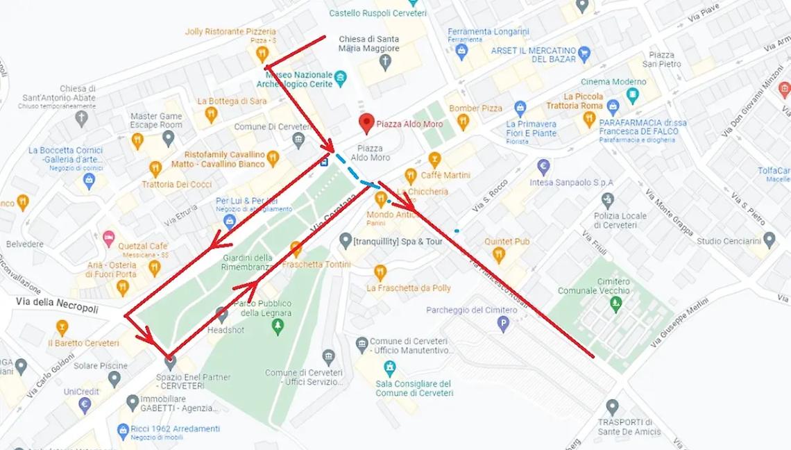 &laquo;Carro funebre separato dal corteo per &ldquo;rispettare&rdquo; la segnaletica&raquo;