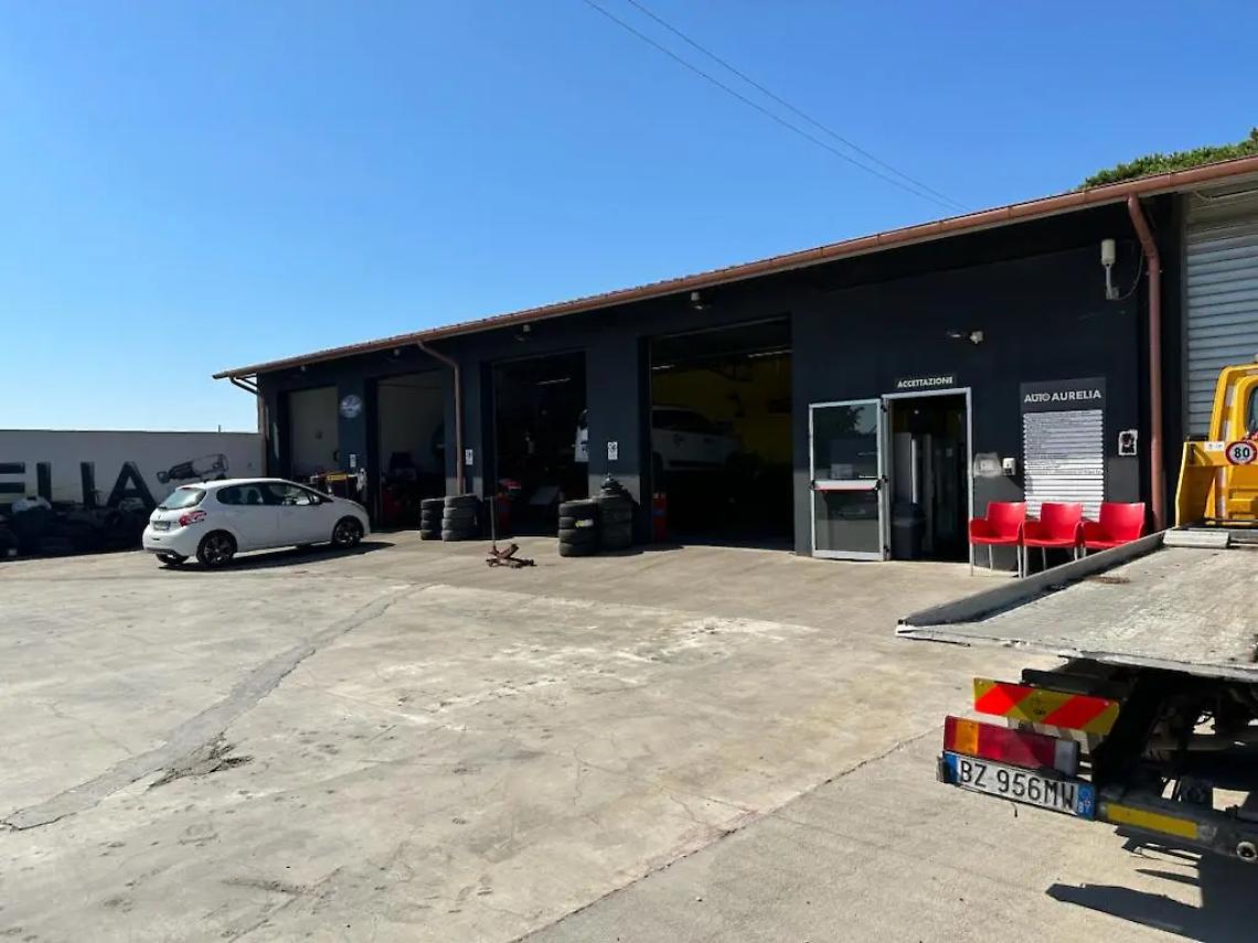 Colpo in officina: bottino da 80mila euro