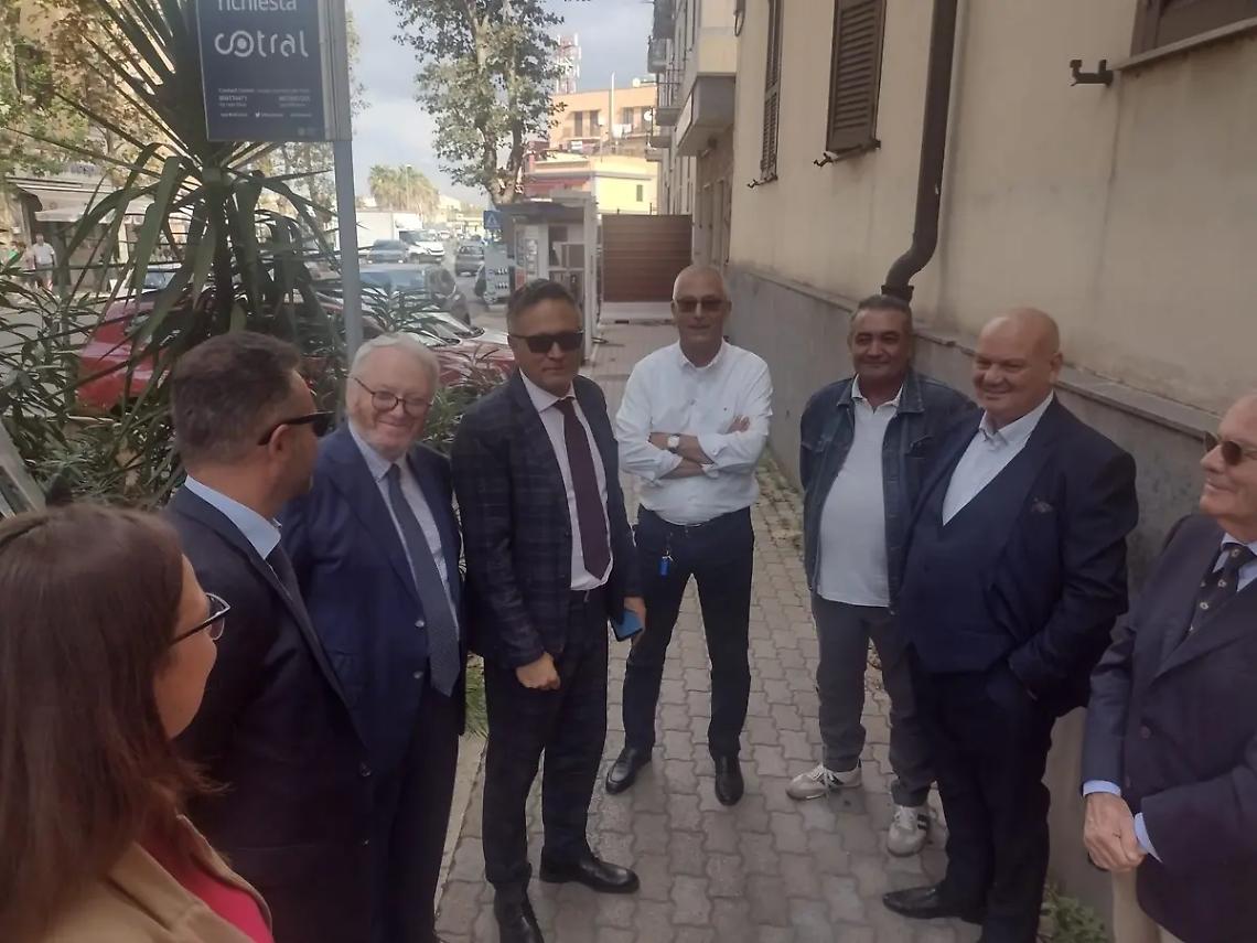 Via XVI Settembre, consegnate le aree