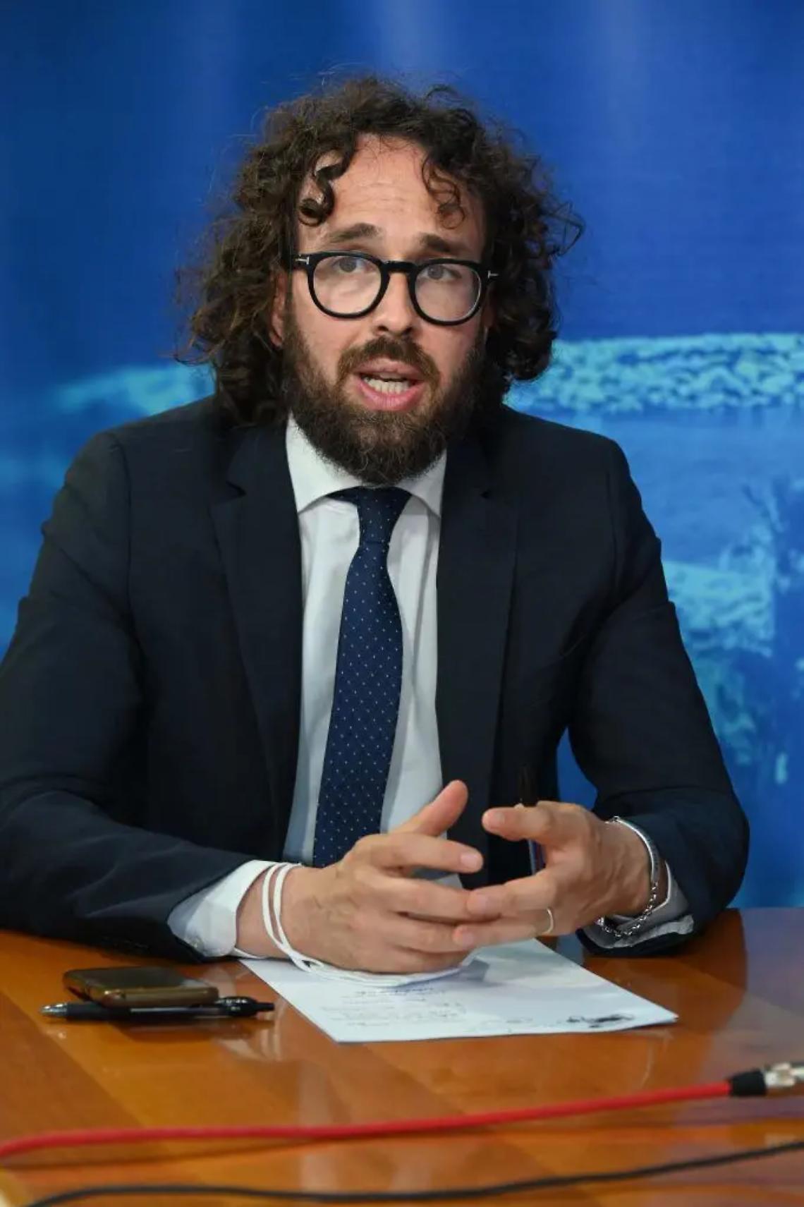 Il consigliere Pascucci salva la poltrona a palazzo Falcone