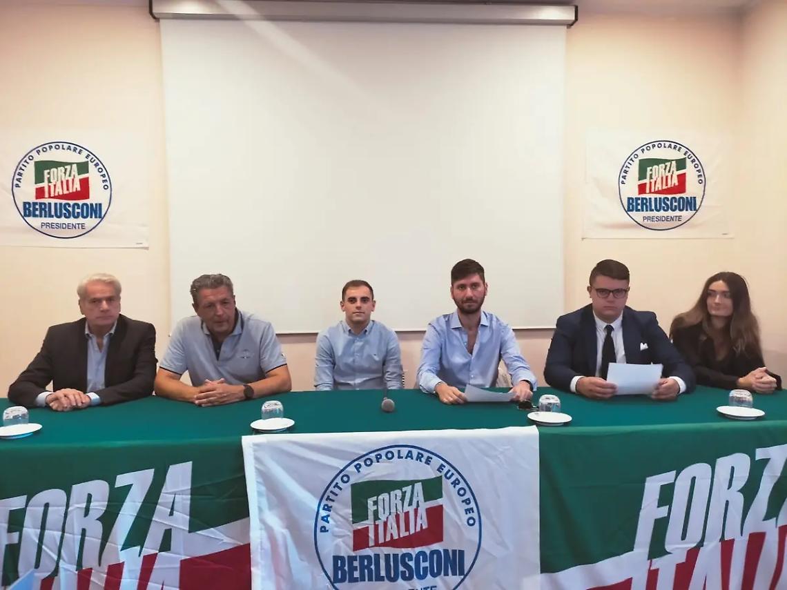 Forza Italia, parola d&rsquo;ordine: rinnovamento