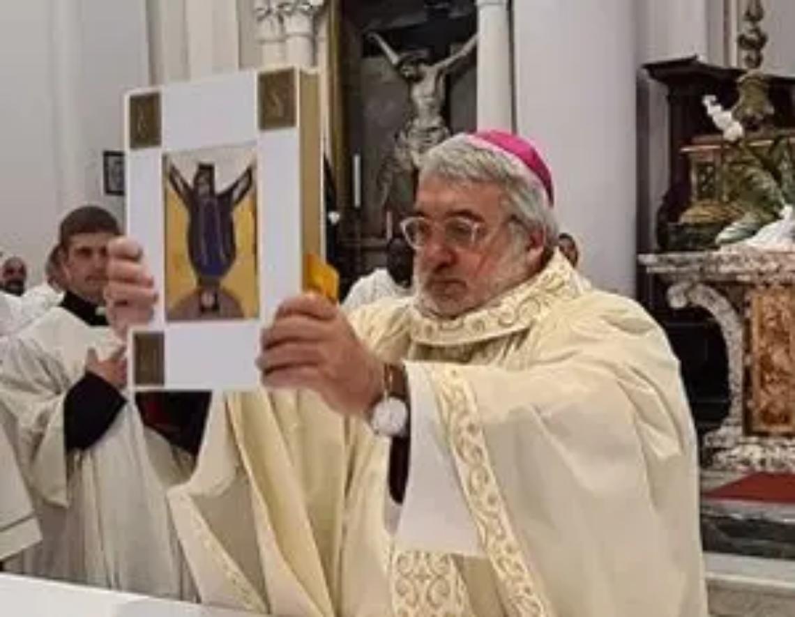 Mandato diocesano ai catechisti, il vescovo Salvi incontra gli operatori di 76 parrocchie