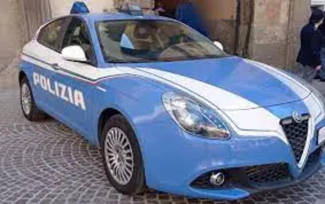 Spaccio di droga fuori un bar cittadino: emesso il Daspo nei confronti di un pregiudicato