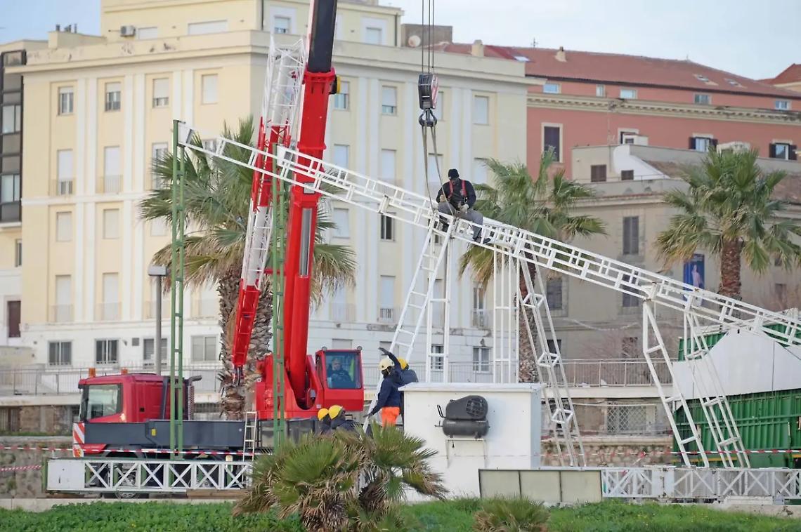 Civitavecchia saluta la ruota panoramica