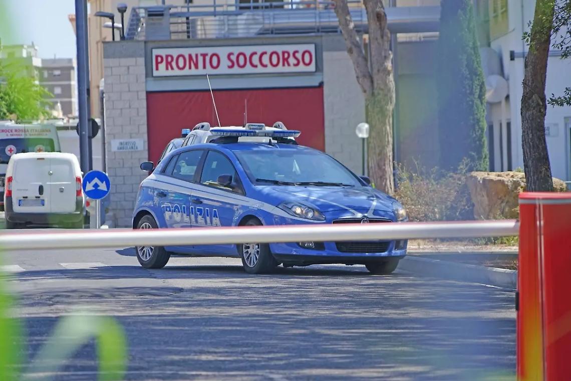 Minaccia il suicidio: salvato dalla Polizia