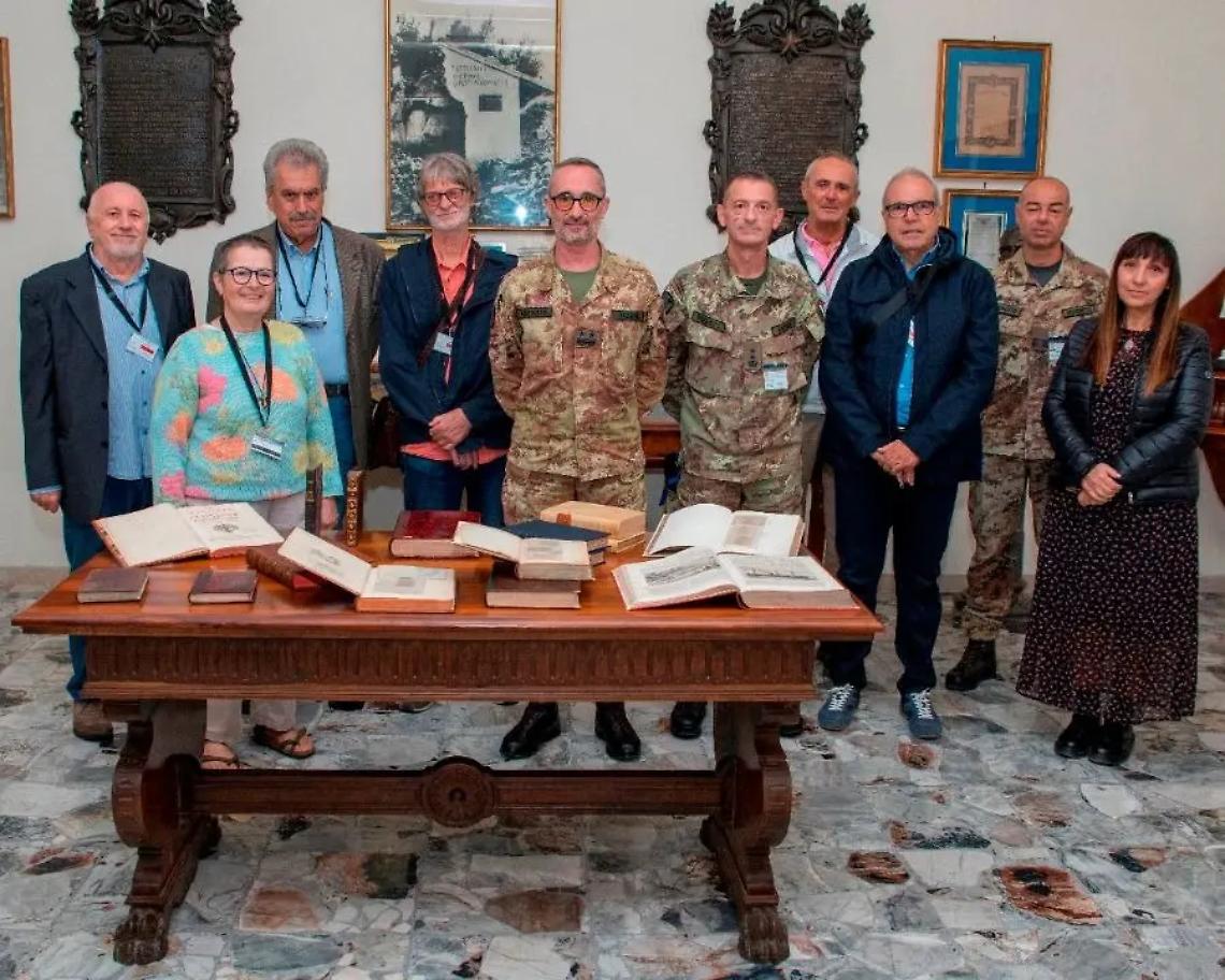 Cesiva, in biblioteca tornano i primi antichi volumi restaurati