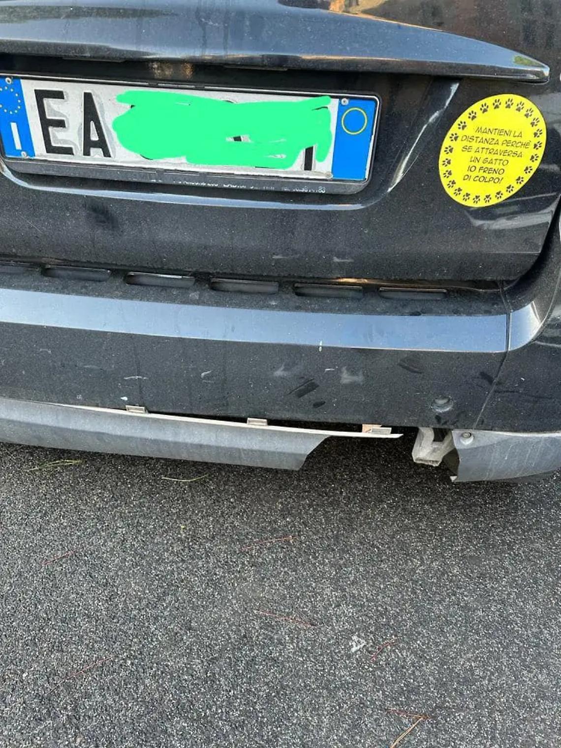 Marmitte rubate: la banda in azione a Campo di Mare