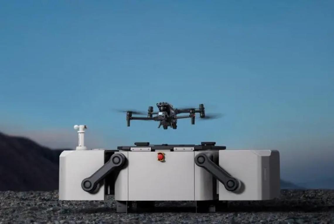 &laquo;Ci spiano per rubare&raquo;. Allarme furti con droni