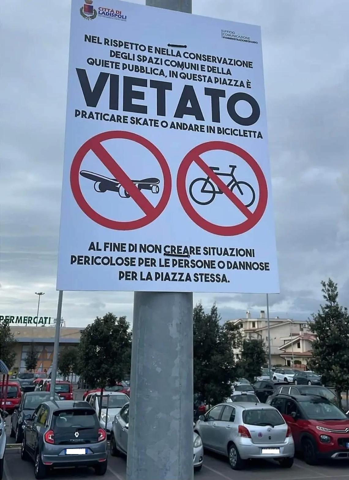 Stop a bici e skate in piazza Almirante