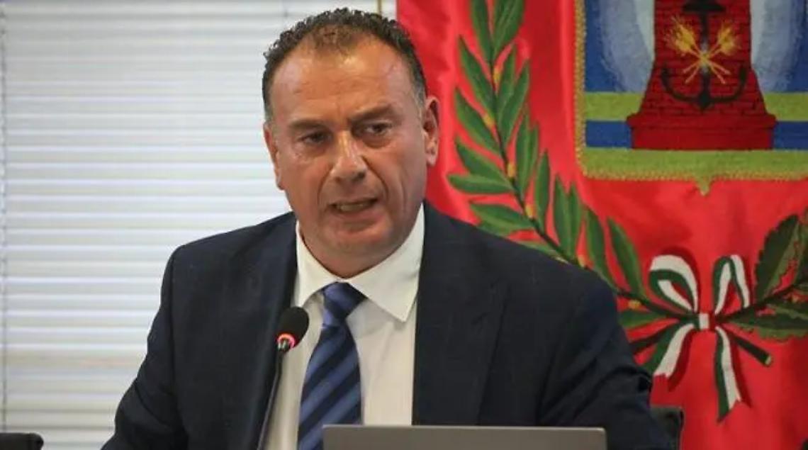 &laquo;La sala consiliare &egrave; la nuova piazza cittadina&raquo;