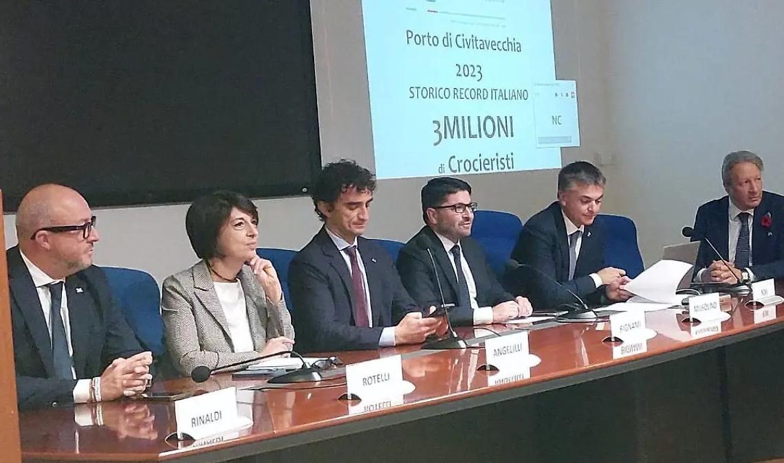 Civitavecchia, &egrave; record storico per le crociere