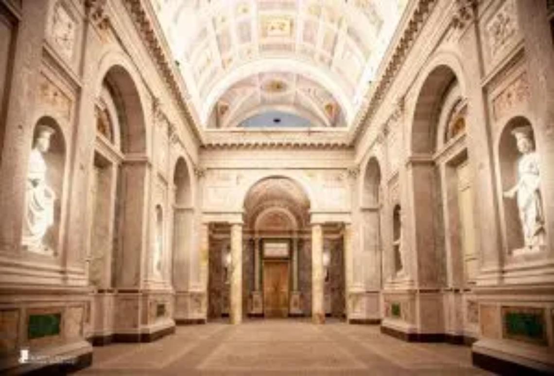 Tarquinia, a Pagine a colori ospiti Giorgio Arcari e Valentina Albertini