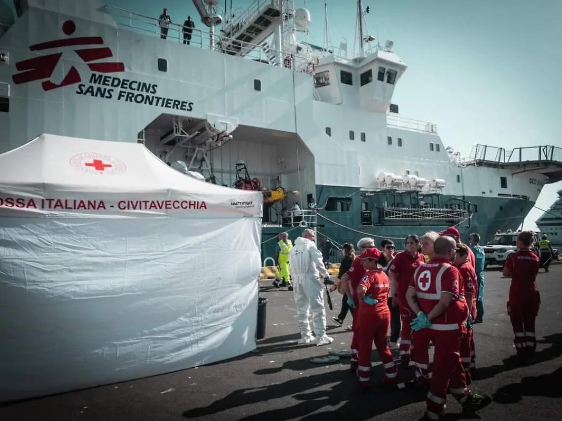 Migranti, la Geo Barents attesa con 162 persone a bordo