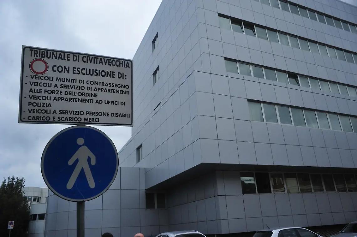 Violenza sessuale su una 17enne: ristoratore nei guai