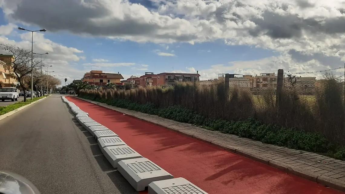 &laquo;Pista ciclabile, nessun confronto con i quartieri e con il consiglio comunale&raquo;