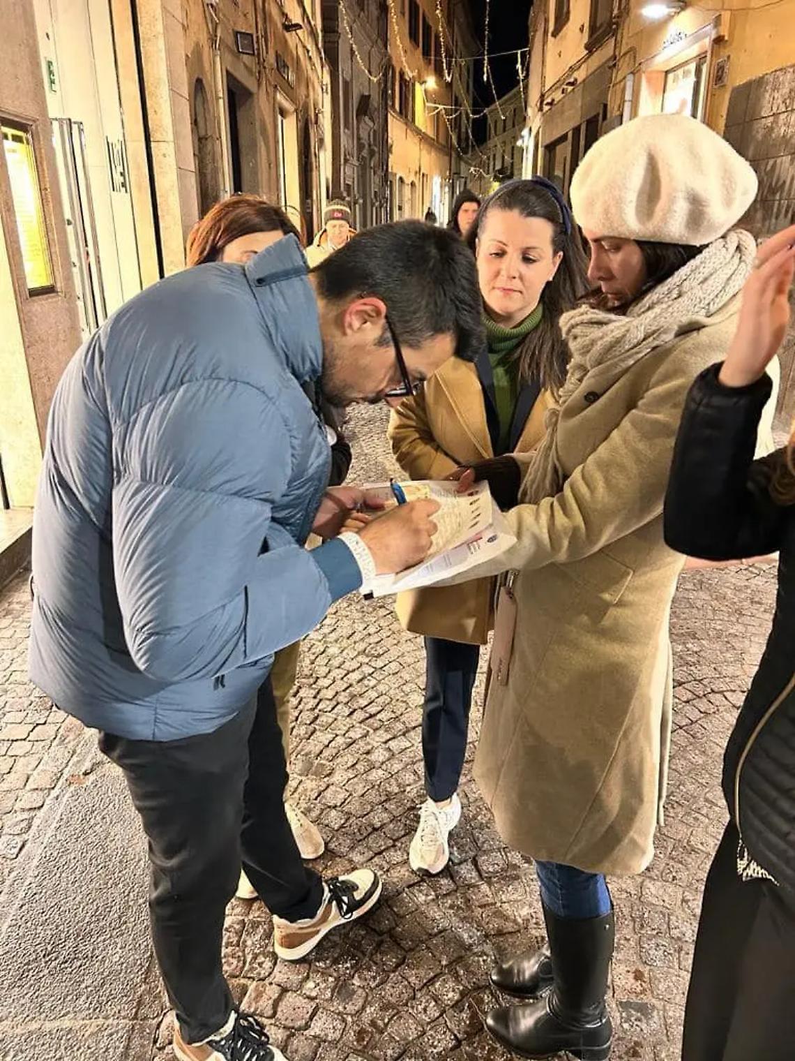 Discarica, ultimi giorni di raccolta firme