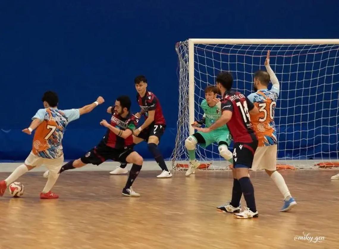 Real Fabrica, prestazione superba contro il Bologna