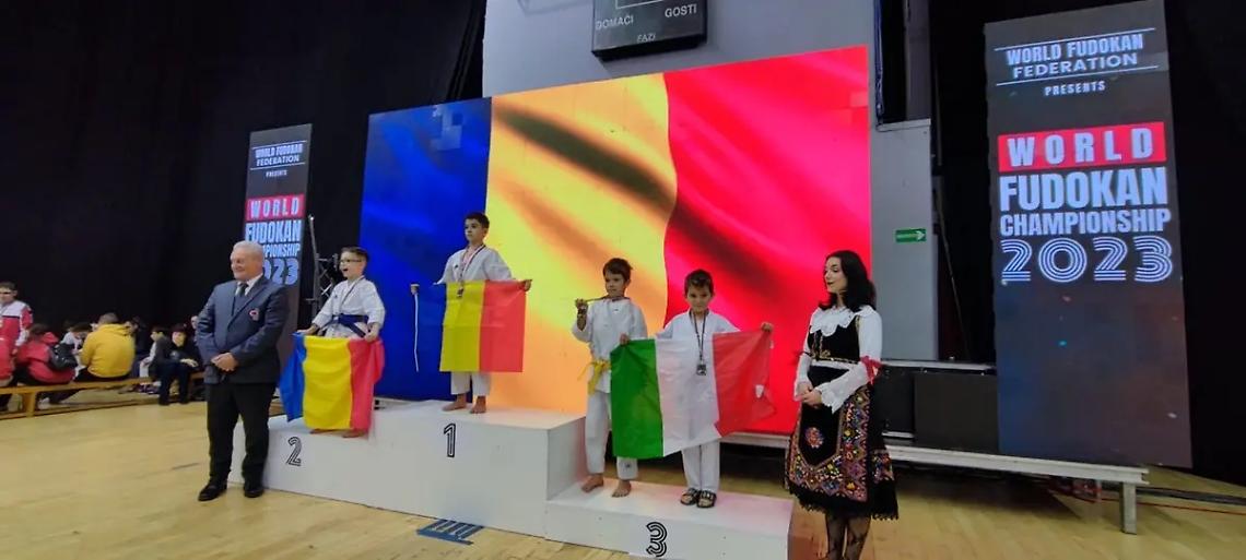 La Revolution conquista quattro medaglie