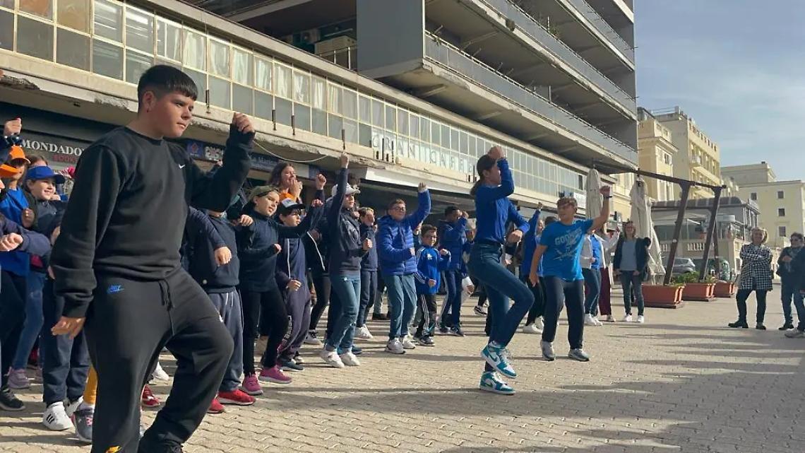 Special Olympics, scuole in piazza