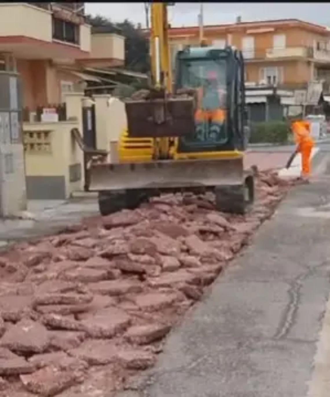 La ciclabile non piace, tratti da rifare