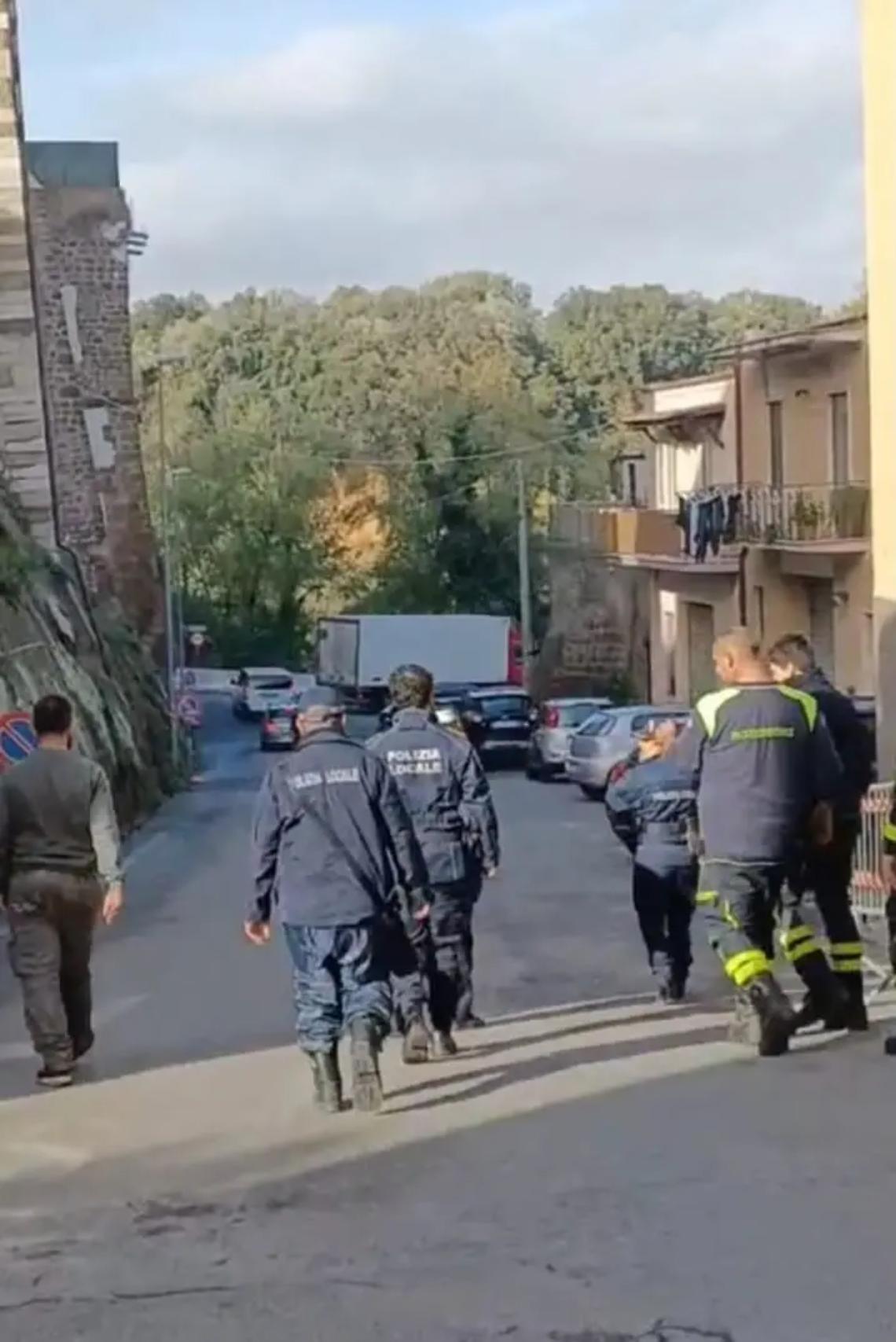 &laquo;Quella strada, per scuolabus e mezzi pesanti, &egrave; pericolosa&raquo;