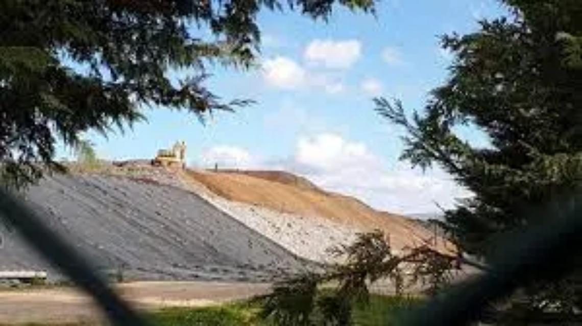 Discarica, ampliamento a met&agrave;: la volumetria passa da 960 a 550mila metri cubi