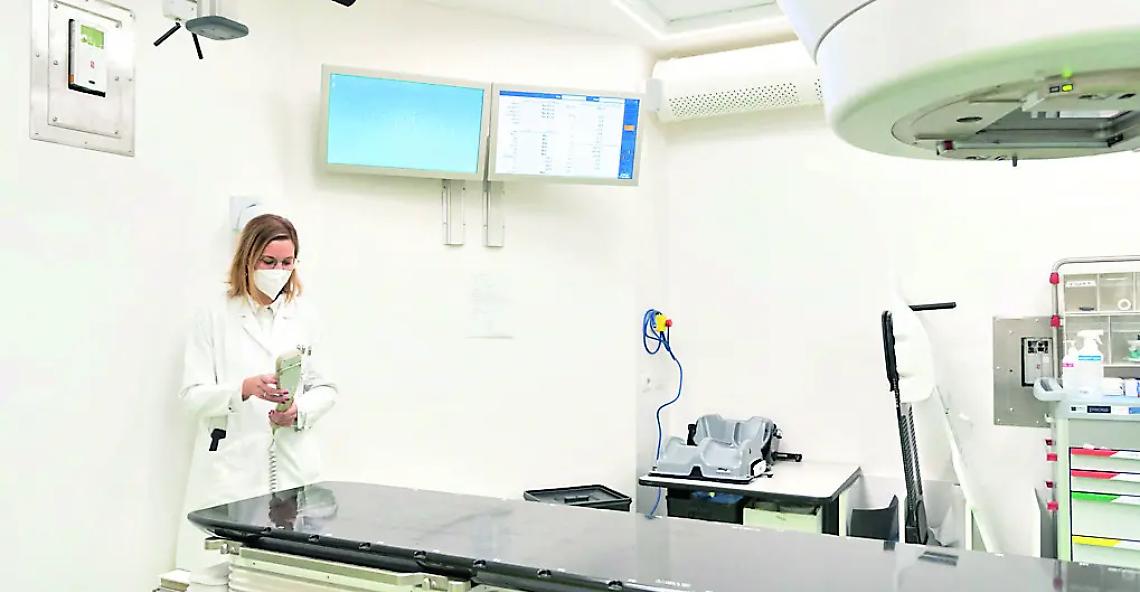 Cancro al seno con il 'gene Jolie'? Diventare mamma dopo le cure si pu&ograve;