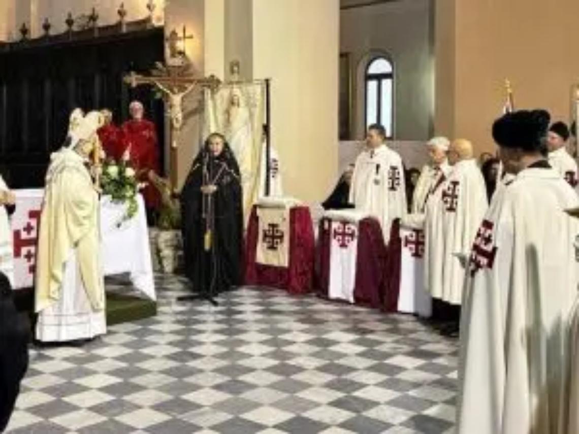 Solenne Pontificale con i Cavalieri dell&rsquo;ordine equestre