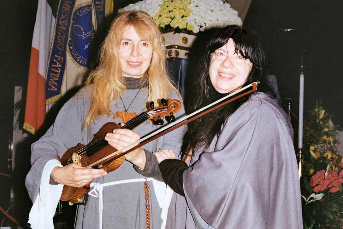 L&rsquo;omaggio delle sorelle Sabatini a Cesare Dobici